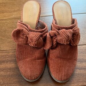 American Eagle Women's Corduroy Bow Mules